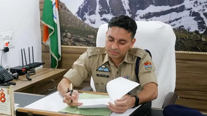 एक्शन में SSP पीएन मीणा, आधी रात 52 पुलिस अफसर और कर्मियों का किया ट्रांसफर..