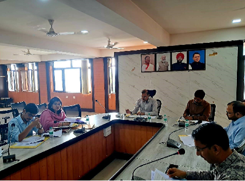 कौशल विकास समिति की बैठक संपन्न, अल्मोड़ा DM ने प्रशिक्षण की गुणवत्ता और रोजगार पर फोकस किया..