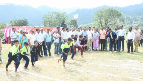 सोमेश्वर ब्लॉक स्तरीय खेल प्रतियोगिता की शुरुआत, खेल मंत्री रेखा आर्य ने बढ़ाया खिलाड़ियों का उत्साह..