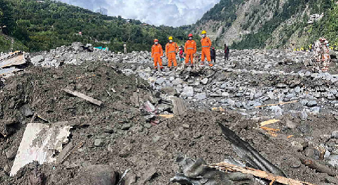 धराली आपदा- मलबे में दबे लोगों की खोज में एनडीआरएफ ने शुरू किया ग्राउंड पेनिट्रेटिंग रडार का इस्तेमाल..