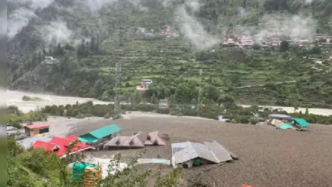धराली आपदा पर उत्तराखंड IAS एसोसिएशन का बड़ा फैसला, सभी अधिकारी एक दिन का देंगे वेतन मुख्यमंत्री राहत कोष में..